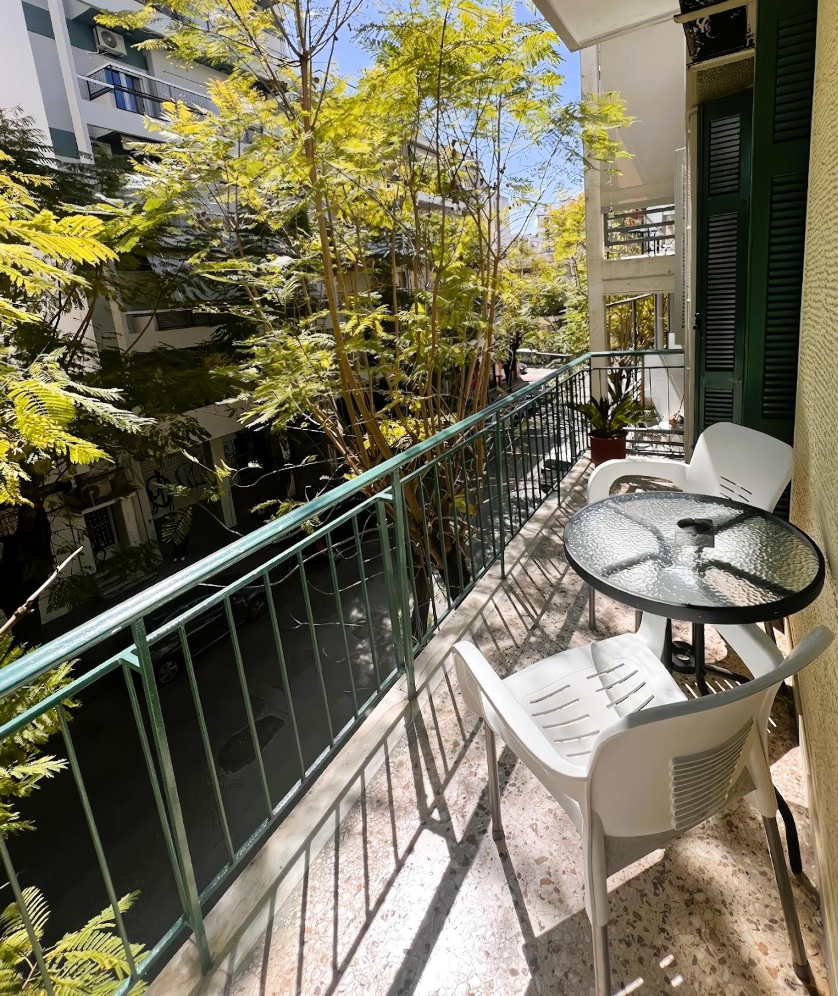 2 Bedrooms Center Apart Πάτρα Εξωτερικό φωτογραφία